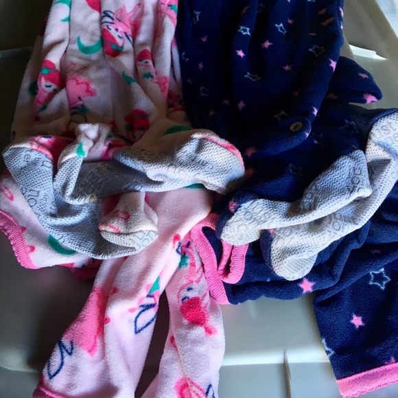 3T Footed Pajamas - Picture 4 of 8